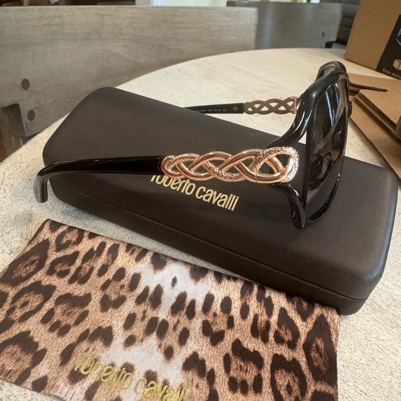 Roberto Cavalli Black Sunglasses - Picture 2 of 4